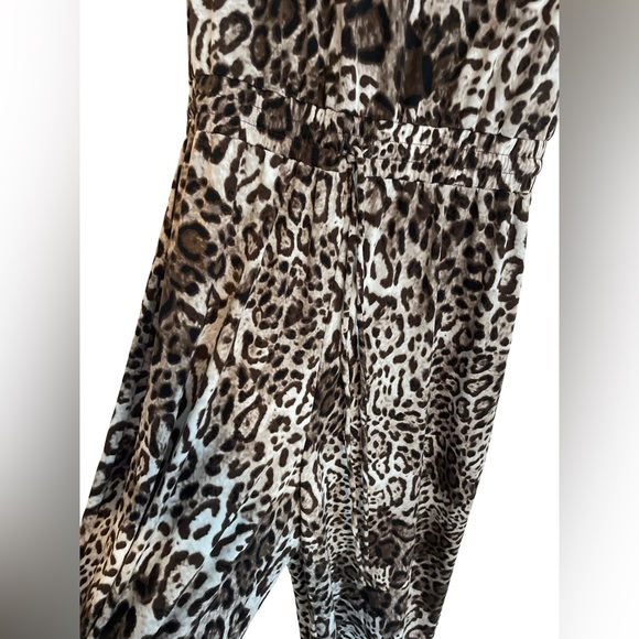 Jumpsuit - Picture 2 of 3